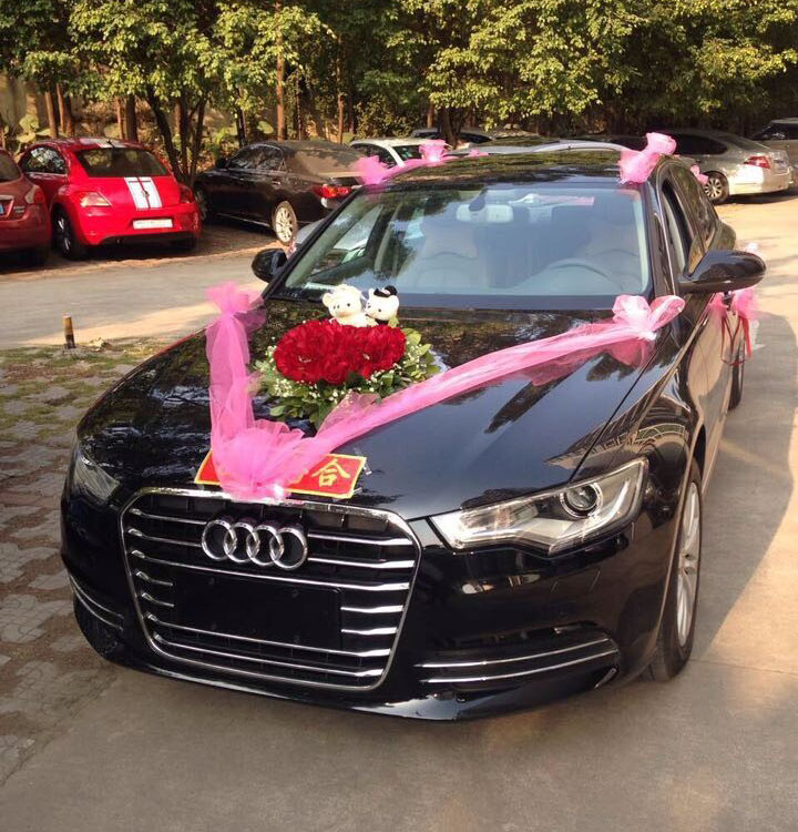 奧迪A6L婚禮花車(chē)