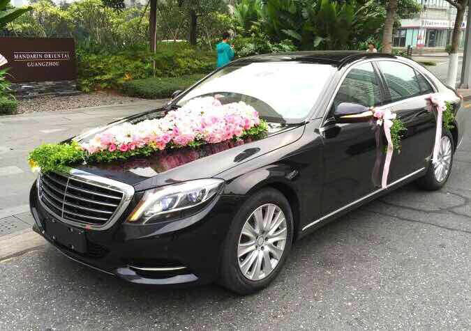 奔馳S320L婚禮花車(chē)